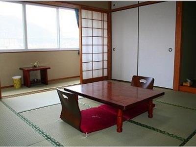 Yufuin Tsuru No Yu Hotel Exterior photo