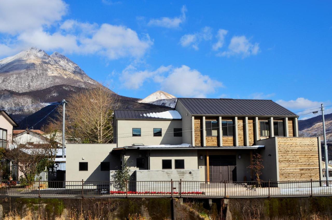 Yufuin Tsuru No Yu Hotel Exterior photo